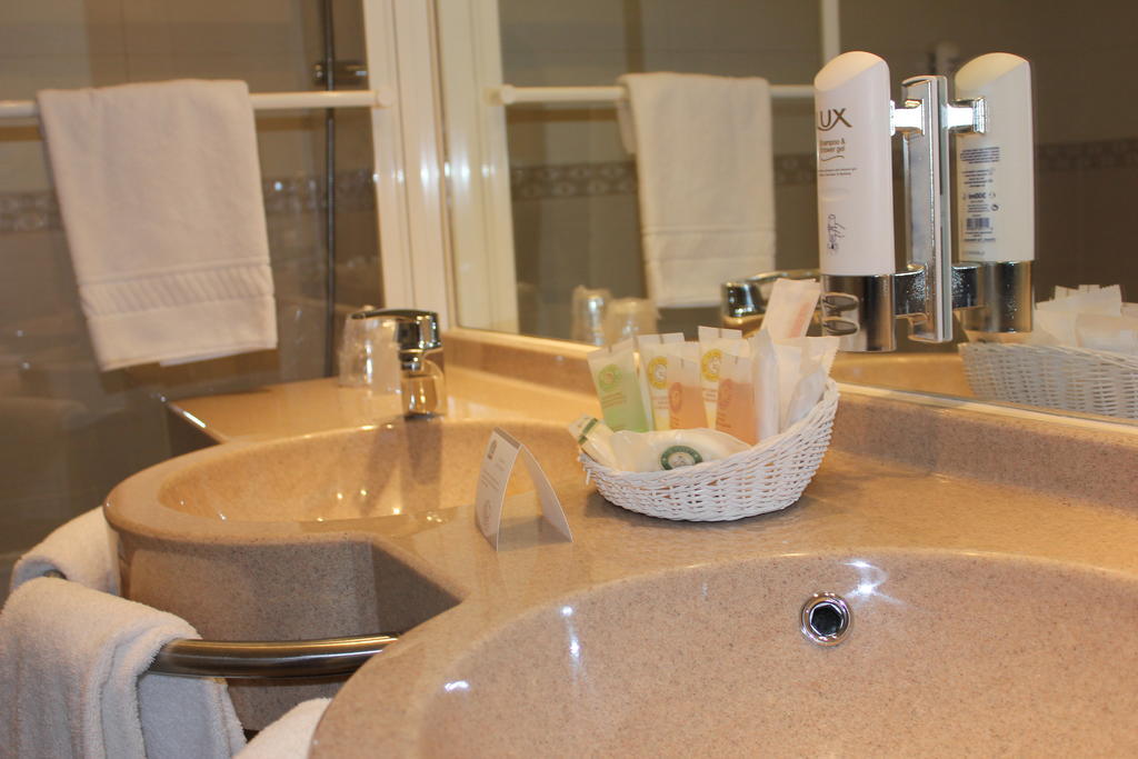 Best Western Plus Hotel Malherbe Caen Pokój zdjęcie